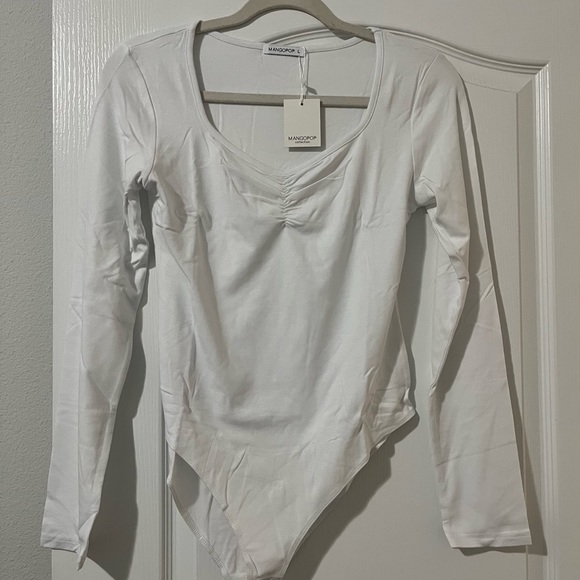 BRAND NEW Long Sleeve Bodysuit - Picture 3 of 5